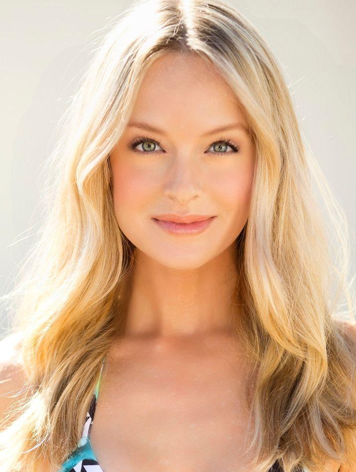 Tracy R